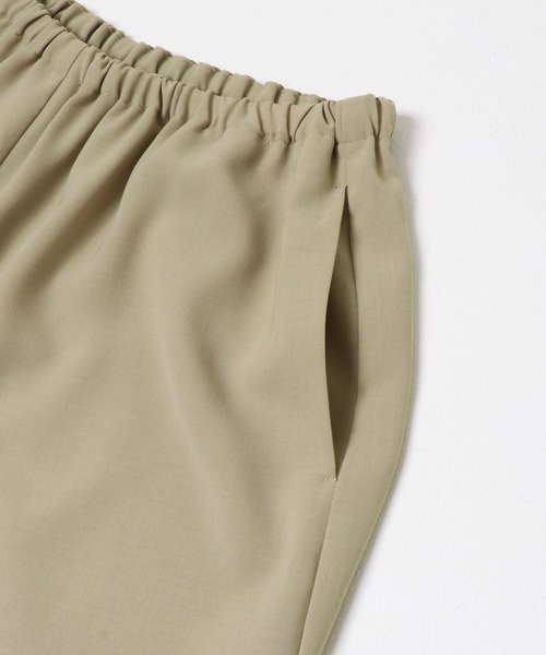 URBAN RESEARCH DOORS（アーバンリサーチドアーズ）の「Relax Easy Wide Pants（その他パンツ・レディース・ブラック/ベージュ・MEDIUM/SMALL）」の9枚目の写真
