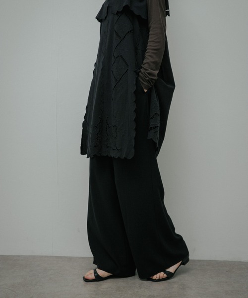URBAN RESEARCH DOORS（アーバンリサーチドアーズ）の「Relax Easy Wide Pants（その他パンツ・レディース・ブラック/ベージュ・MEDIUM/SMALL）」の20枚目の写真