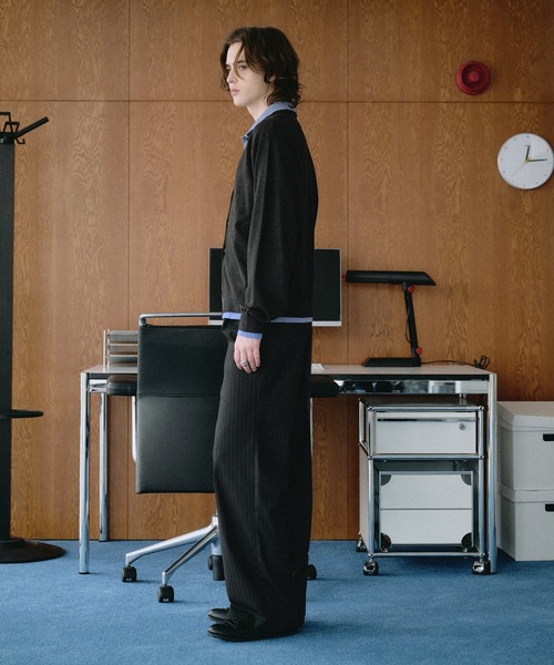 SELLE GLANT(セレグランテ)の「SEMI WIDE STRAIGHT PANTS / セミワイドストレートパンツ(スラックス・メンズ・ダークグレー/ブラック・SMALL/LARGE/MEDIUM)」の5枚目の写真