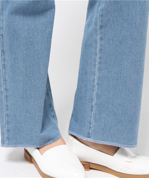 Kastane（カスタネ）の「ストレートデニムPT（その他パンツ・レディース・ライトブルー/ブラック・FREE）」の3枚目の写真