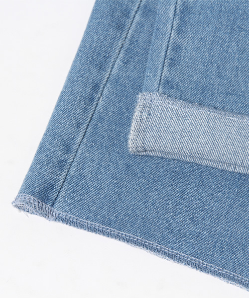 Kastane（カスタネ）の「ストレートデニムPT（その他パンツ・レディース・ライトブルー/ブラック・FREE）」の5枚目の写真