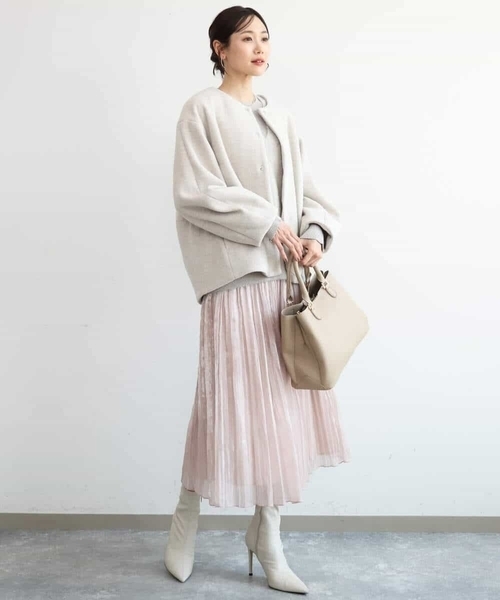 MK MICHEL KLEIN(エムケーミッシェルクラン)の「コクーンシルエットノーカラーブルゾン(ブルゾン・レディース・ブラック/ベージュ/ライトブルー・38)」の15枚目の写真