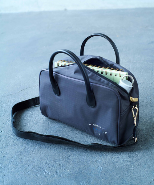 LeSportsac(レスポートサック)の「IN MIND BOSTON アーバンフォグスクリプト(ショルダーバッグ・レディース・グレー・FREE)」の8枚目の写真