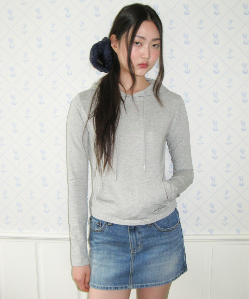 AMESWORLDWIDE(アメスワールドワイド)の「CLASSIC CROP HOODIE LS TEE GREY(Tシャツ/カットソー・レディース・その他・SMALL/MEDIUM)」の10枚目の写真