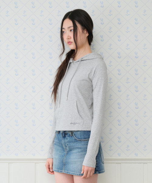 AMESWORLDWIDE(アメスワールドワイド)の「CLASSIC CROP HOODIE LS TEE GREY(Tシャツ/カットソー・レディース・その他・SMALL/MEDIUM)」の6枚目の写真