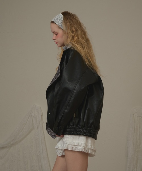 hazyl(ヘイジル)の「lining design jacket / ライニングデザインジャケット(ブルゾン・レディース・ブラック/ブラウン系その他・フリー)」の5枚目の写真