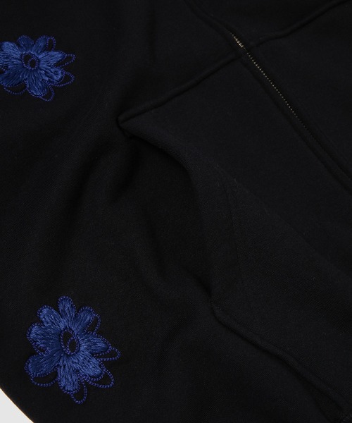 NOMA t.d.(ノーマティーディー)の「Flower Embroidery Hoody(パーカー・メンズ・ブラウン/ブラック・4/3)」の12枚目の写真