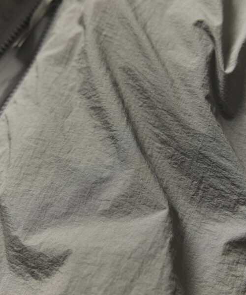 FREAK'S STORE(フリークスストア)の「PRIMALOFT LINER JACKET/プリマロフト ライナージャケット/ノーカラージャケット(ブルゾン・メンズ・ブラック/チャコールグレー/セージグリーン/ネイビー・SMALL/MEDIUM/LARGE)」の6枚目の写真