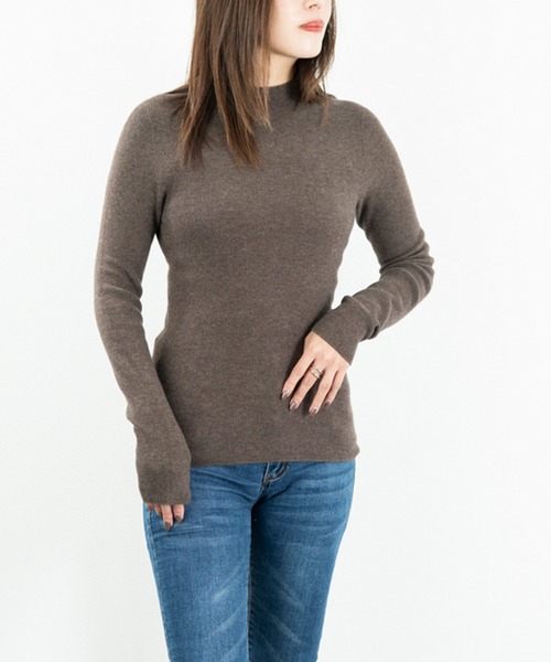 JOCOSA(ジョコサ)の「ウール混 モックネックリブニット(ニット/セーター・レディース・ブラウン/ブラック/ネイビー/ブルー/チャコール/ホワイト/アイボリー・FREE)」の5枚目の写真