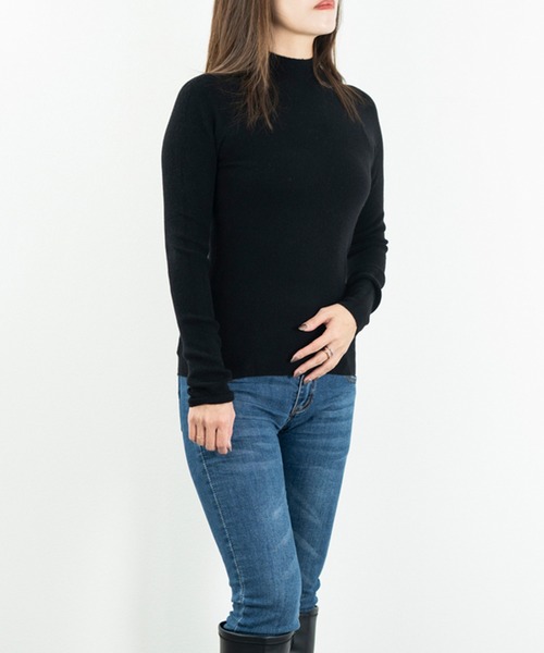 JOCOSA(ジョコサ)の「ウール混 モックネックリブニット(ニット/セーター・レディース・ブラウン/ブラック/ネイビー/ブルー/チャコール/ホワイト/アイボリー・FREE)」の3枚目の写真