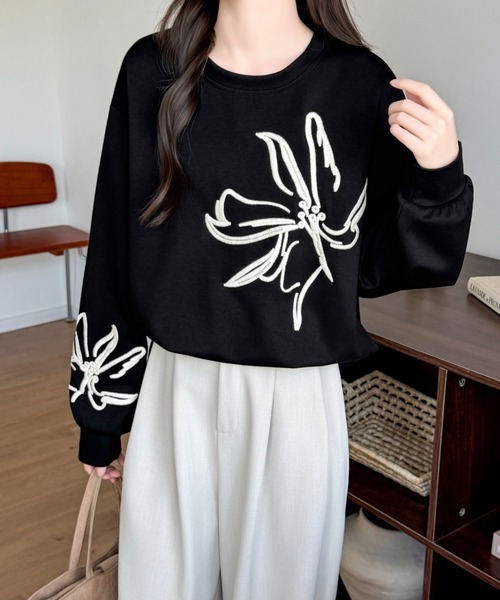 ABITOKYO(アビトーキョー)の「花柄刺繍スウェットプルオーバー(スウェット・レディース・チャコールグレー/ベージュ/ブラック・FREE)」の6枚目の写真