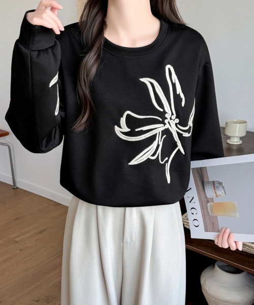 ABITOKYO(アビトーキョー)の「花柄刺繍スウェットプルオーバー(スウェット・レディース・チャコールグレー/ベージュ/ブラック・FREE)」の7枚目の写真