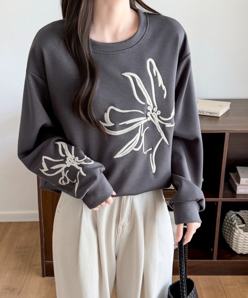 ABITOKYO(アビトーキョー)の「花柄刺繍スウェットプルオーバー(スウェット・レディース・チャコールグレー/ベージュ/ブラック・FREE)」の18枚目の写真