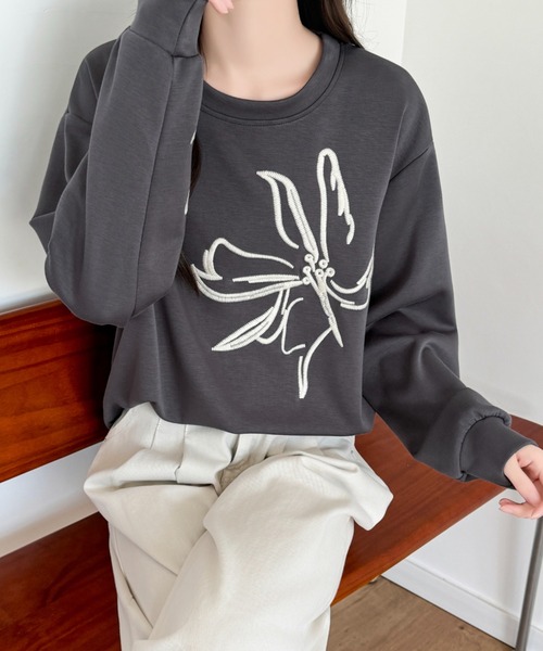 ABITOKYO(アビトーキョー)の「花柄刺繍スウェットプルオーバー(スウェット・レディース・チャコールグレー/ベージュ/ブラック・FREE)」の20枚目の写真