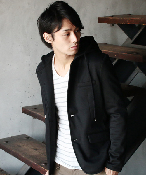 田*中様 テーラードジャケット 黒　ジップ　フード　サムホール付き テーラードジャケット 黒 ジップ フード サムホール付き V