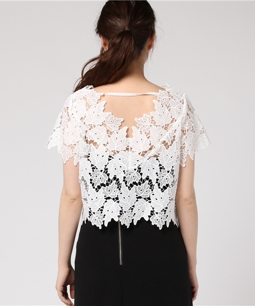 MURUA（ムルーア）の「レースデコルテＴＯＰＳ（シャツ/ブラウス・レディース・ブラック/オレンジ/ホワイト・FREE）」の6枚目の写真