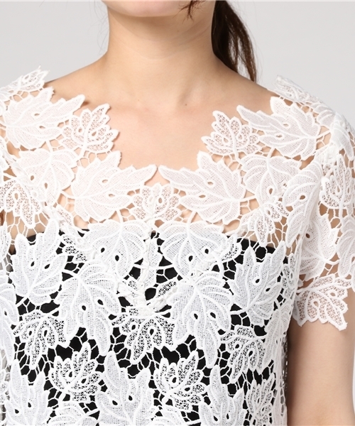 MURUA（ムルーア）の「レースデコルテＴＯＰＳ（シャツ/ブラウス・レディース・ブラック/オレンジ/ホワイト・FREE）」の7枚目の写真