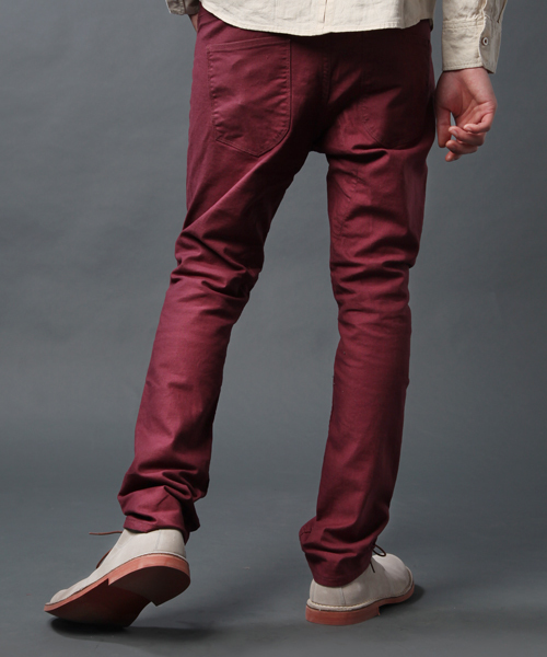 NANO universe（ナノユニバース）の「NUテーパードカラーパンツ　チノ（チノパンツ・メンズ・ホワイト/ブラック/グレー/ベージュ/グリーン/ライトカーキ/ネイビー/ボルドー・36/38/40）」の11枚目の写真