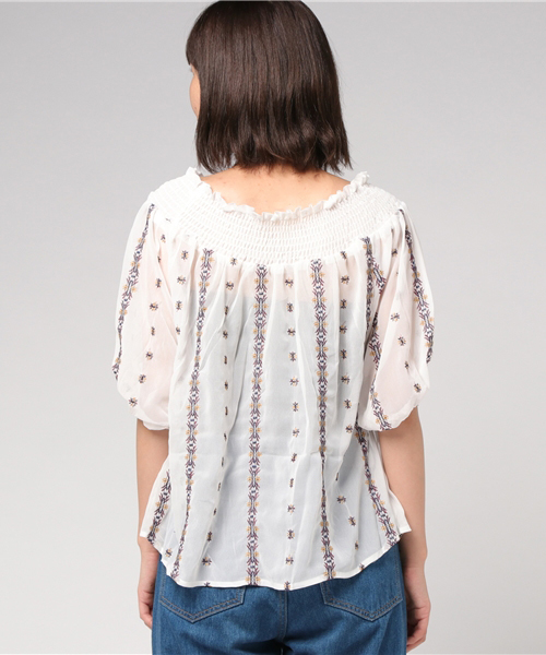 one after another NICE CLAUP（ワンアフターアナザーナイスクラップ）の「カラフル刺繍ブラウス（シャツ/ブラウス・レディース・オフホワイト/ブラック/イエロー・FREE）」の6枚目の写真