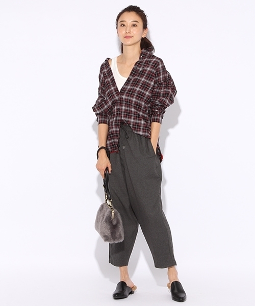 niko and...(ニコアンド)の「TRコクーンシャムパンツ【niko and ...】(その他パンツ・レディース・ブラック/グレー/カーキ/チャコール・4/3)」の14枚目の写真