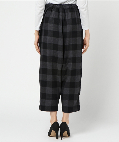 niko and...(ニコアンド)の「TRコクーンシャムパンツ【niko and ...】(その他パンツ・レディース・ブラック/グレー/カーキ/チャコール・4/3)」の5枚目の写真