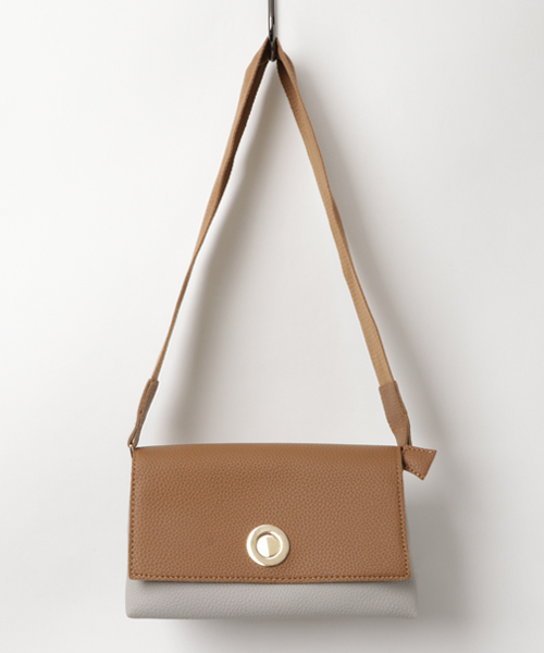 PLAIN CLOTHING（プレーンクロージング）の「バイカラー3wayバッグ（ショルダーバッグ・レディース・カーキ/キャメル/ブラック・FREE）」の10枚目の写真