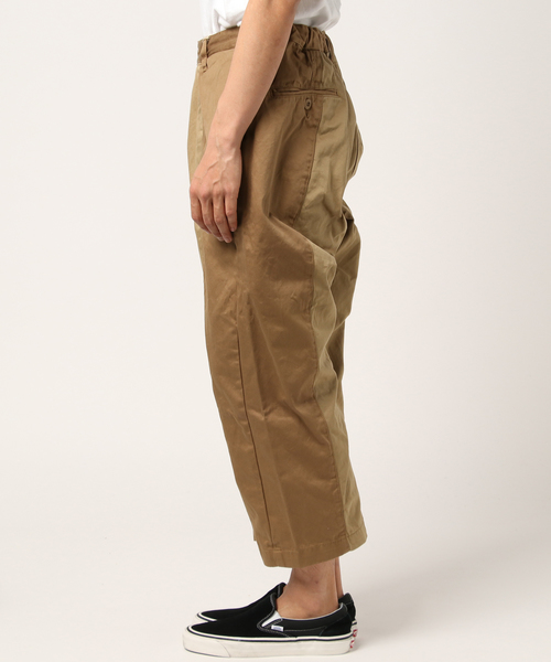 AOZORA（アオゾラ）の「AOZORA/アオゾラ　ビッグタック切替ワイドチノパンツ（チノパンツ・メンズ・ベージュ・LARGE/MEDIUM）」の2枚目の写真
