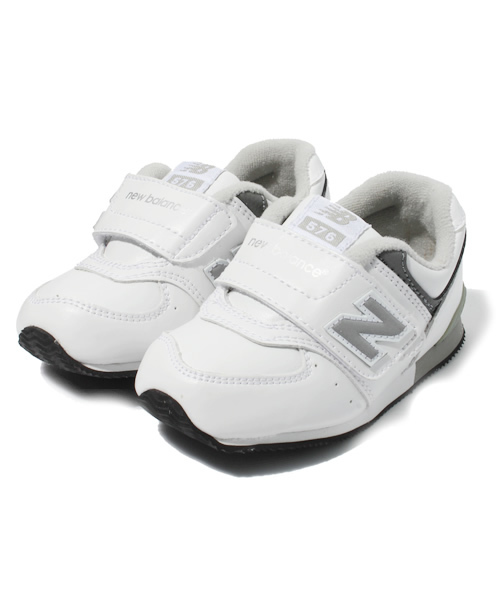 NANO universe（ナノユニバース）の「New Balance(ニューバランス) / Kids レザーベルクロスニーカー（スニーカー・キッズ・ブラック/ホワイト/レッド・12/13/14/15 ）」の2枚目の写真