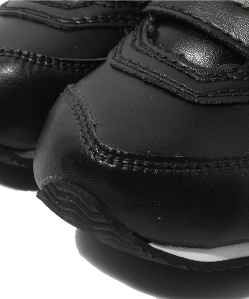 NANO universe（ナノユニバース）の「New Balance(ニューバランス) / Kids レザーベルクロスニーカー（スニーカー・キッズ・ブラック/ホワイト/レッド・12/13/14/15 ）」の7枚目の写真