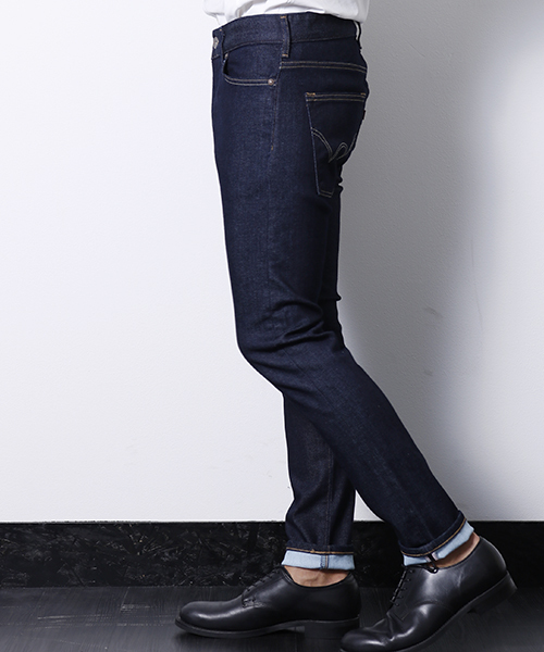 junhashimoto（ジュンハシモト）の「EDWIN SKINNY FOR JH - ONE WASH（デニムパンツ・メンズ・ホワイト/ブラック/インディゴブルー/グレー/ライトインディゴブルー・2/4/3/5）」の7枚目の写真