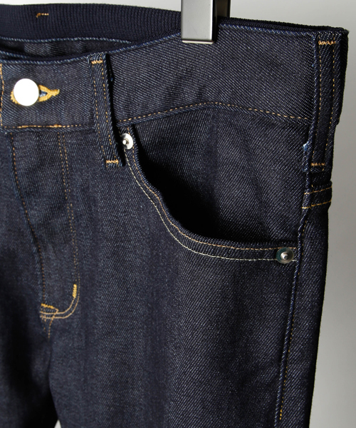 junhashimoto（ジュンハシモト）の「EDWIN SKINNY FOR JH - ONE WASH（デニムパンツ・メンズ・ホワイト/ブラック/インディゴブルー/グレー/ライトインディゴブルー・2/4/3/5）」の13枚目の写真