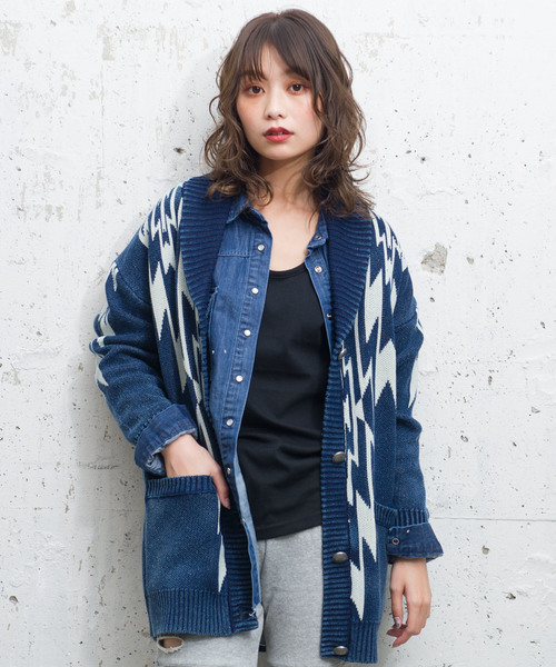 ROGER AND RAW(ロジャーアンドロウ)の「Roger&Raw/ネイティブJQインディゴカーディガン(カーディガン/ボレロ・レディース・ブラック/ネイビー/ブルー・M)」の2枚目の写真