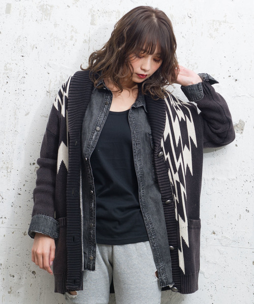 ROGER AND RAW(ロジャーアンドロウ)の「Roger&Raw/ネイティブJQインディゴカーディガン(カーディガン/ボレロ・レディース・ブラック/ネイビー/ブルー・M)」の6枚目の写真