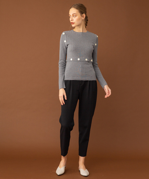 UNITED TOKYO（ユナイテッドトウキョウ）の「チェーンボタンアレンジニット（ニット/セーター・レディース・グレー/ブラック/ベージュ・1）」の14枚目の写真