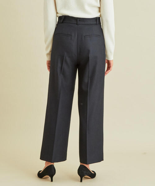 BEAUTY&YOUTH UNITED ARROWS(ビューティーアンドユースユナイテッドアローズ)の「BY∴ ウールタックベルトワイドパンツо(その他パンツ・レディース・オフホワイト/ネイビー/ライトブルー・SMALL/MEDIUM)」の7枚目の写真