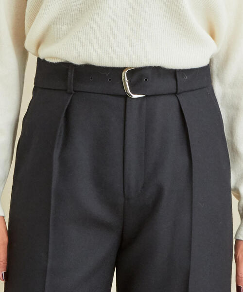 BEAUTY&YOUTH UNITED ARROWS(ビューティーアンドユースユナイテッドアローズ)の「BY∴ ウールタックベルトワイドパンツо(その他パンツ・レディース・オフホワイト/ネイビー/ライトブルー・SMALL/MEDIUM)」の6枚目の写真