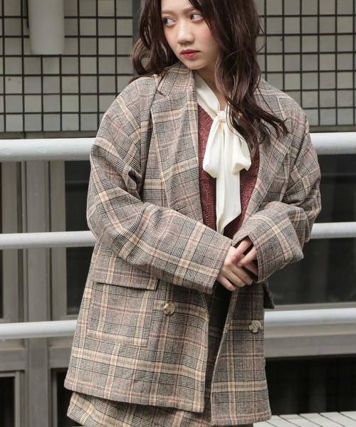 BOSS ベージュ チェック柄 テーラードジャケット　サイズ54 限定値下 apres jour（アプレジュール）の「チェックWジャケット【ZOZOTOWN限定