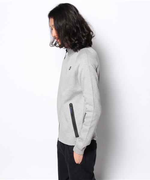 And A（アンドエー）の「NIKE TECH 98 TRACK JACKET（ジャージ・メンズ・ブラック/グレー/ネイビー・MEDIUM/SMALL/LARGE）」の5枚目の写真