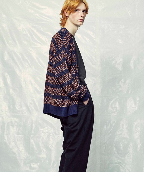 MAISON SPECIAL（メゾンスペシャル）の「タックジャガードボーダーオーバーサイズVネックカーディガン 【MAISON SPECIAL/メゾンスペシャル】（カーディガン/ボレロ・メンズ・ブラック/ネイビー・44/46）」の14枚目の写真