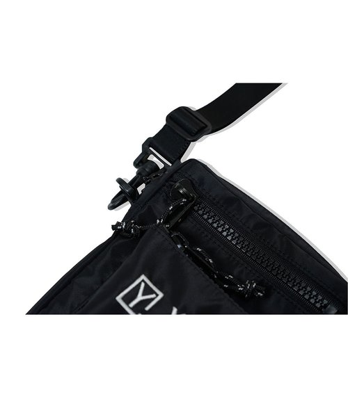 OY(オーワイ)の「3ロゴミニクロスサコッシュバッグ/BAG(ボディバッグ/ウエストポーチ・メンズ・ブラック・FREE)」の2枚目の写真