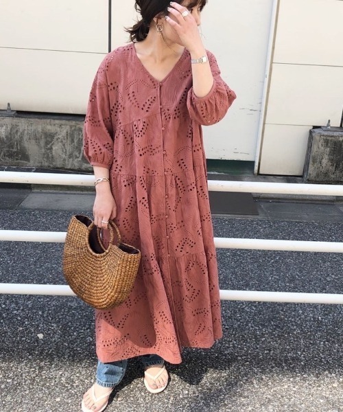 Doux archives（ドゥアルシーヴ）の「刺繍レースティアード羽織