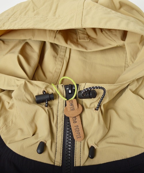 POWER TO THE PEOPLE（パワートゥーザピープル）の「【POWER TO THE PEOPLE】パッカブル ムービングストレッチ 配色切替マウンテンパーカー（マウンテンパーカー・メンズ・ベージュ/マルチ/ブラック/レッド/ブラウン・L/M/S/LL）」の11枚目の写真