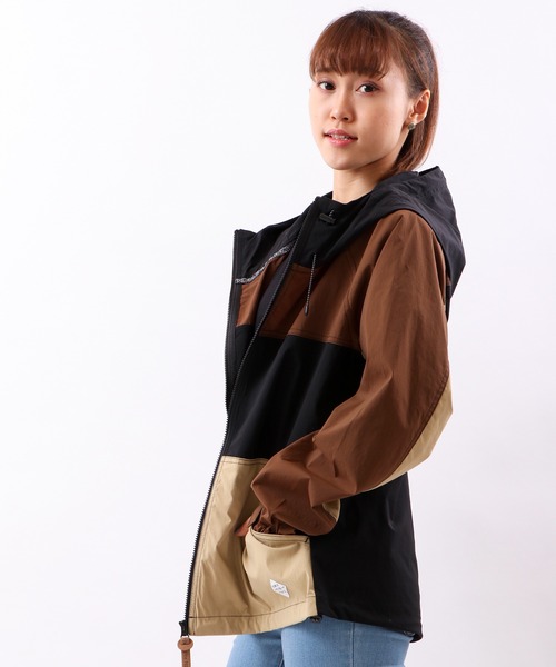 POWER TO THE PEOPLE（パワートゥーザピープル）の「【POWER TO THE PEOPLE】パッカブル ムービングストレッチ 配色切替マウンテンパーカー（マウンテンパーカー・メンズ・ベージュ/マルチ/ブラック/レッド/ブラウン・L/M/S/LL）」の14枚目の写真