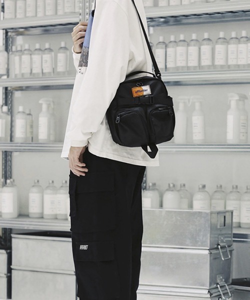WESTBOY（ウエストボーイ）の「スクエアショルダーバッグ WB2010【WB ORIGINALS】（ショルダーバッグ・メンズ・ブラック/グリーン・FREE）」の17枚目の写真
