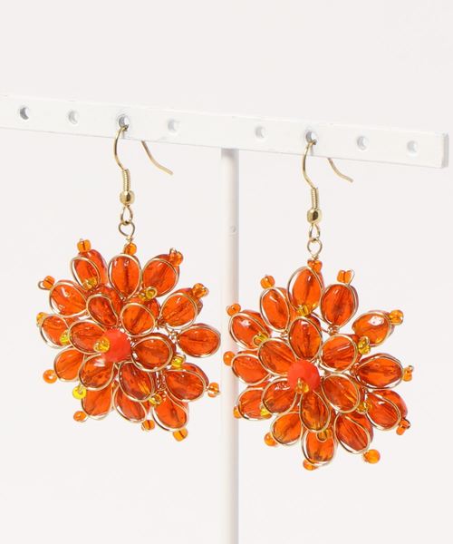 チャイハネ(チャイハネ)の「【チャイハネ】ガラスビーズピアス(ピアス(両耳用)・レディース・ブラック/ブルー/グリーン/ライトブルー/オレンジ/レッド/ホワイト・FREE)」の7枚目の写真