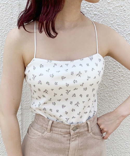 one after another NICE CLAUP（ワンアフターアナザーナイスクラップ）の「カップ付きキャミソール（キャミソール・レディース・アイボリー/ホワイト系その他/ブラウン/ベージュ系その他・FREE）」の3枚目の写真