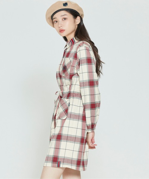 ROMANTIC CROWN(ロマンティッククラウン)の「【ROMANTIC CROWN WOMANS】CROSS STRIPE BUTTON DRESS / ロマンティッククラウン ウィメンズ クロス ストライプ ボタン ワンピース(ワンピース・レディース・ネイビー/オートミール・SMALL/MEDIUM)」の4枚目の写真