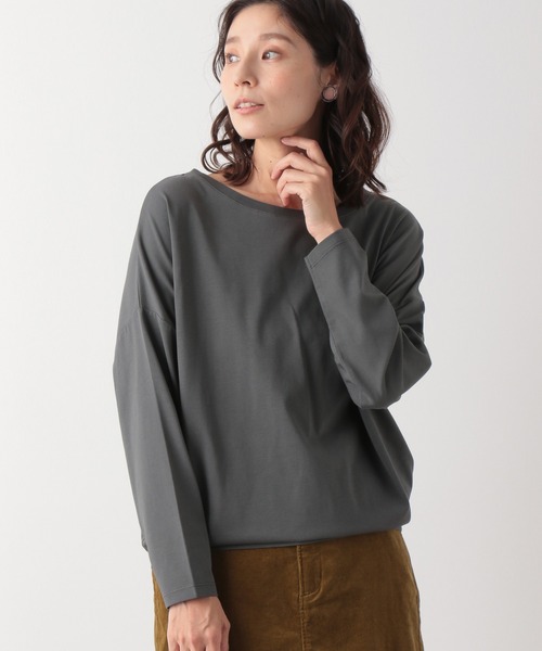 LEPSIM(レプシィム)の「ワイドドレープロンT 895814(Tシャツ/カットソー・レディース・チャコールグレー/オフホワイト/オリーブ/モカ・FREE)」の3枚目の写真