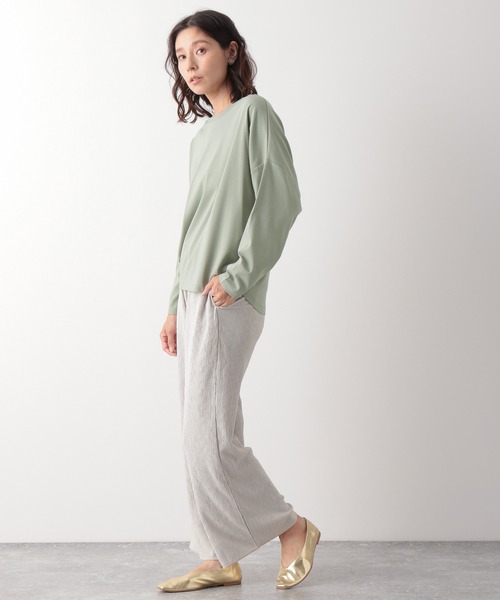 LEPSIM(レプシィム)の「ワイドドレープロンT 895814(Tシャツ/カットソー・レディース・チャコールグレー/オフホワイト/オリーブ/モカ・FREE)」の8枚目の写真