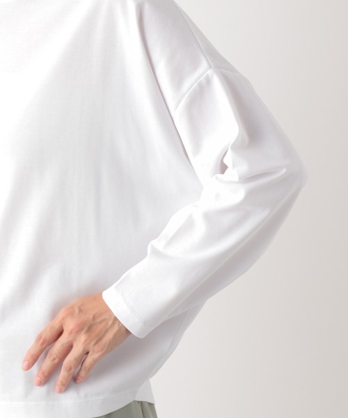 LEPSIM(レプシィム)の「ワイドドレープロンT 895814(Tシャツ/カットソー・レディース・チャコールグレー/オフホワイト/オリーブ/モカ・FREE)」の13枚目の写真